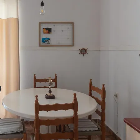 με θέα στην θάλασσα Hotel *