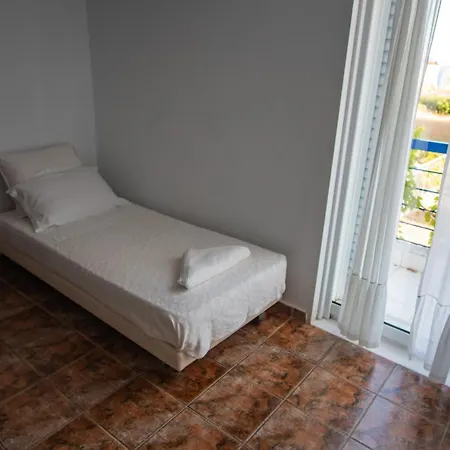 Hotel με θέα στην θάλασσα *